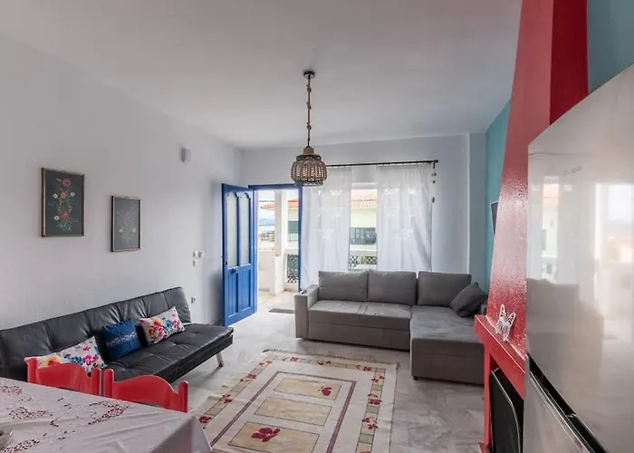 Cycladic Flat With Sea View And Bbq Grill