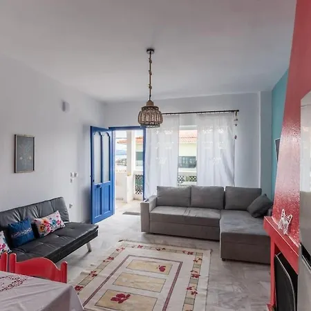 Cycladic Flat With Sea View And Bbq Grill