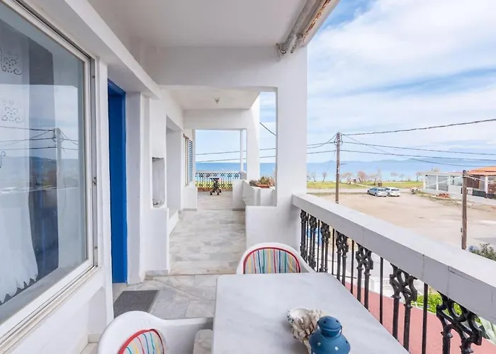Cycladic Flat With Sea View And Bbq Grill Apartamento
